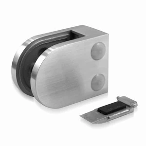 Braçadeira em painel de vidro em forma de grande D